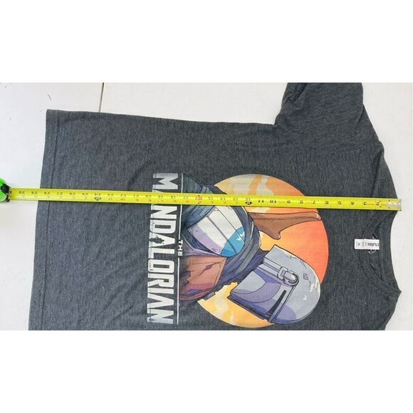 Star Wars The Mandalorian Officially Licensed T Shirt Mens size Medium - Picture 7 of 7